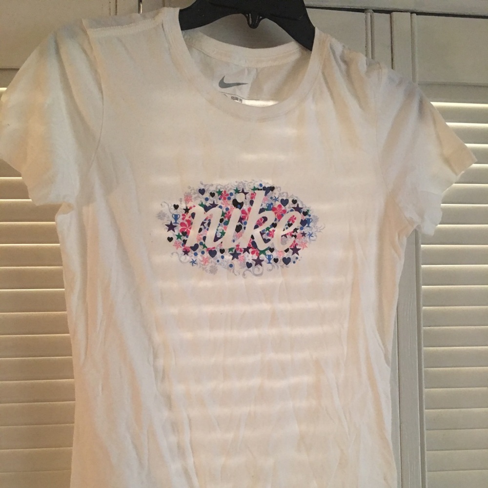 Nike T-Shirt (Ladies)